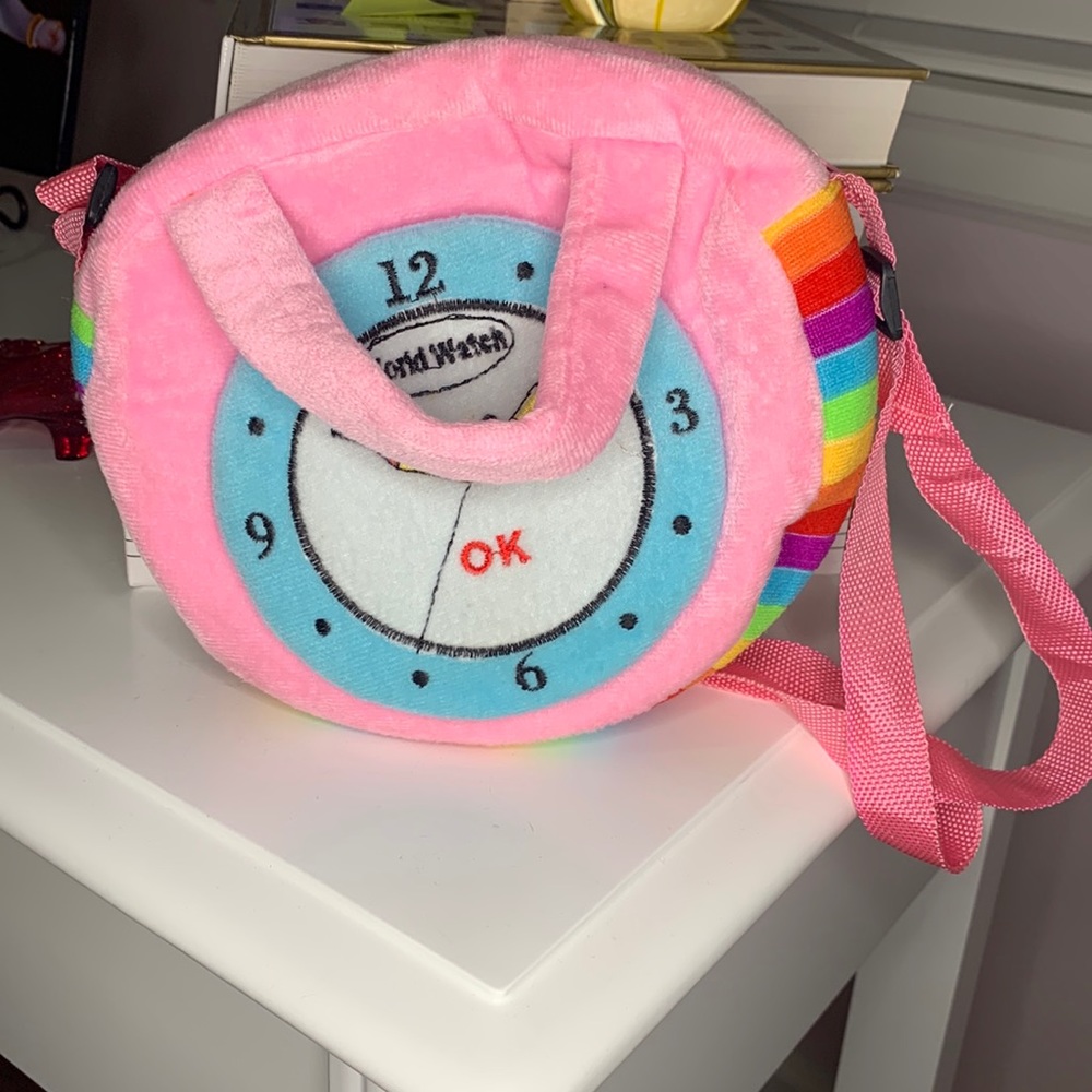 Cute clock purse for a little girl!